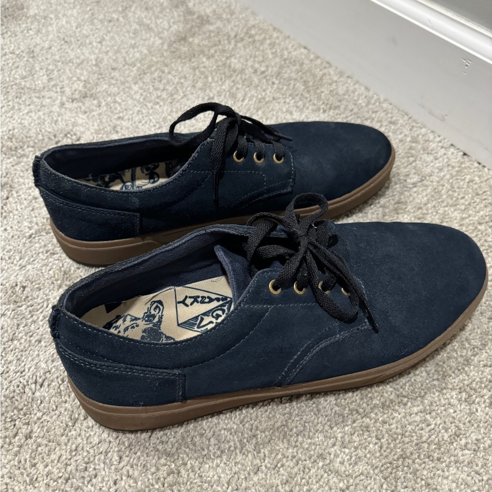 Emerica Men’s Spanky G6 Navy Blue Suede Skate Shoe 10.5